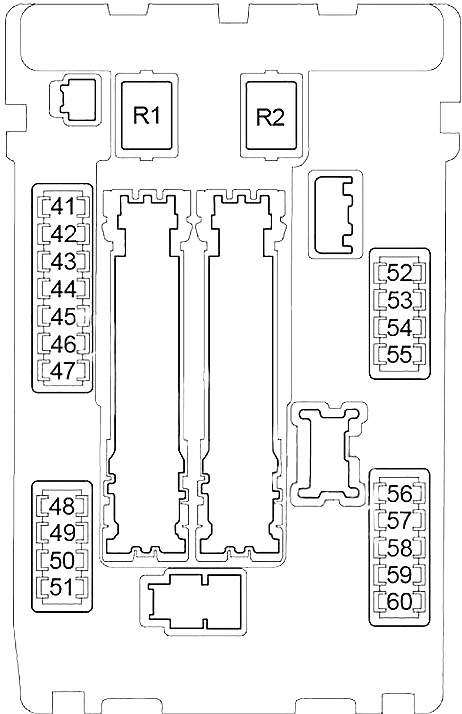 Infiniti M37 (2011-2018) - caixa de fusíveis e relé