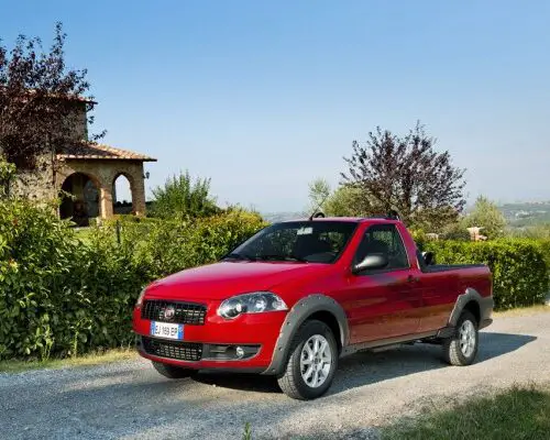 Fiat Strada (2007-2017) – caixa de fusíveis