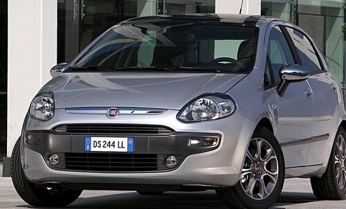 Fiat Punto Evo (2010-2012) – caixa de fusíveis