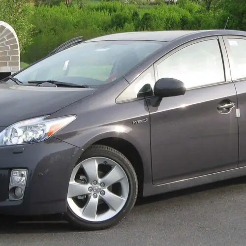 Toyota Prius XW30 (2010) – caixa de fusíveis